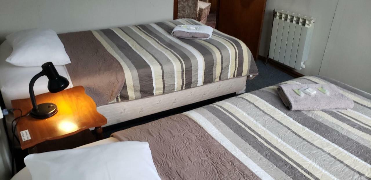 Antiguos Bed And Breakfast Puerto Natales Exterior photo