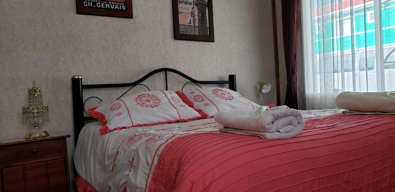 Antiguos Bed And Breakfast Puerto Natales Exterior photo